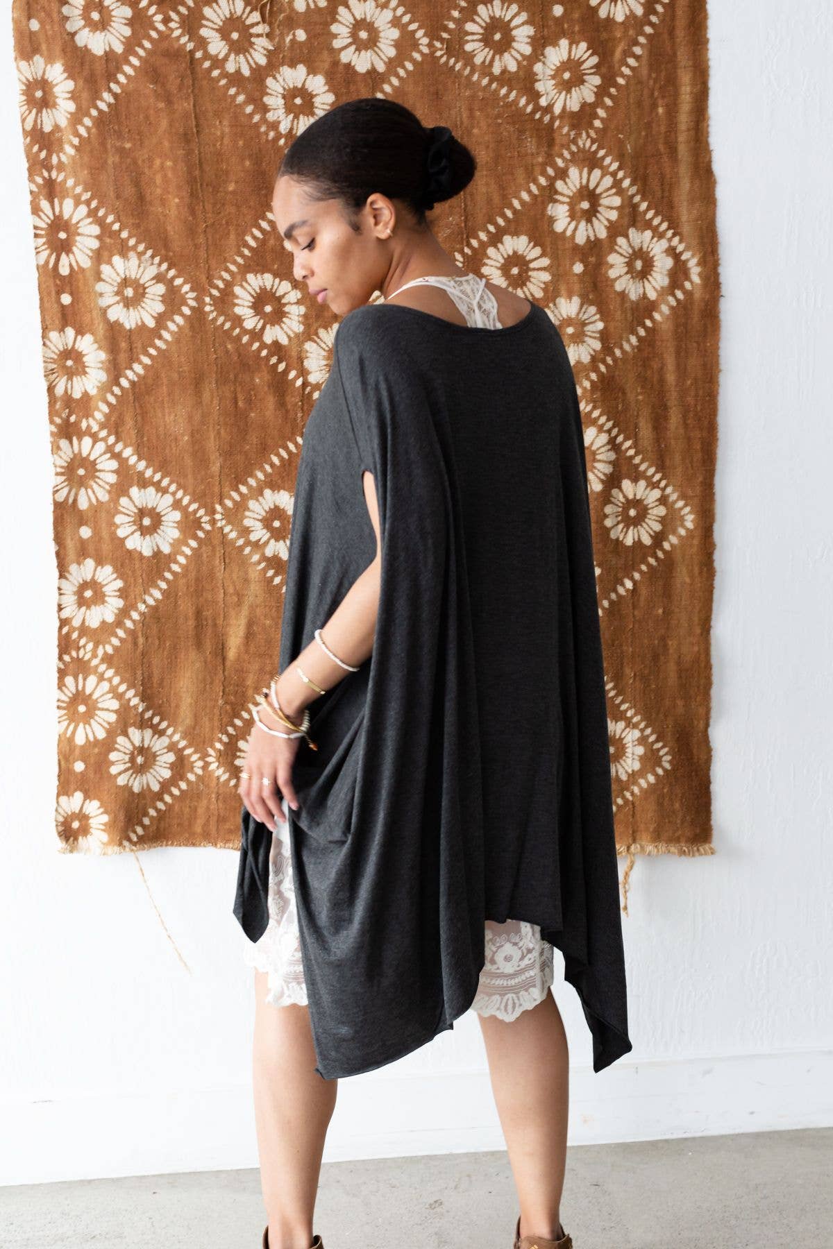 Three Bird Nest - The Wren Tunic - Charcoal
