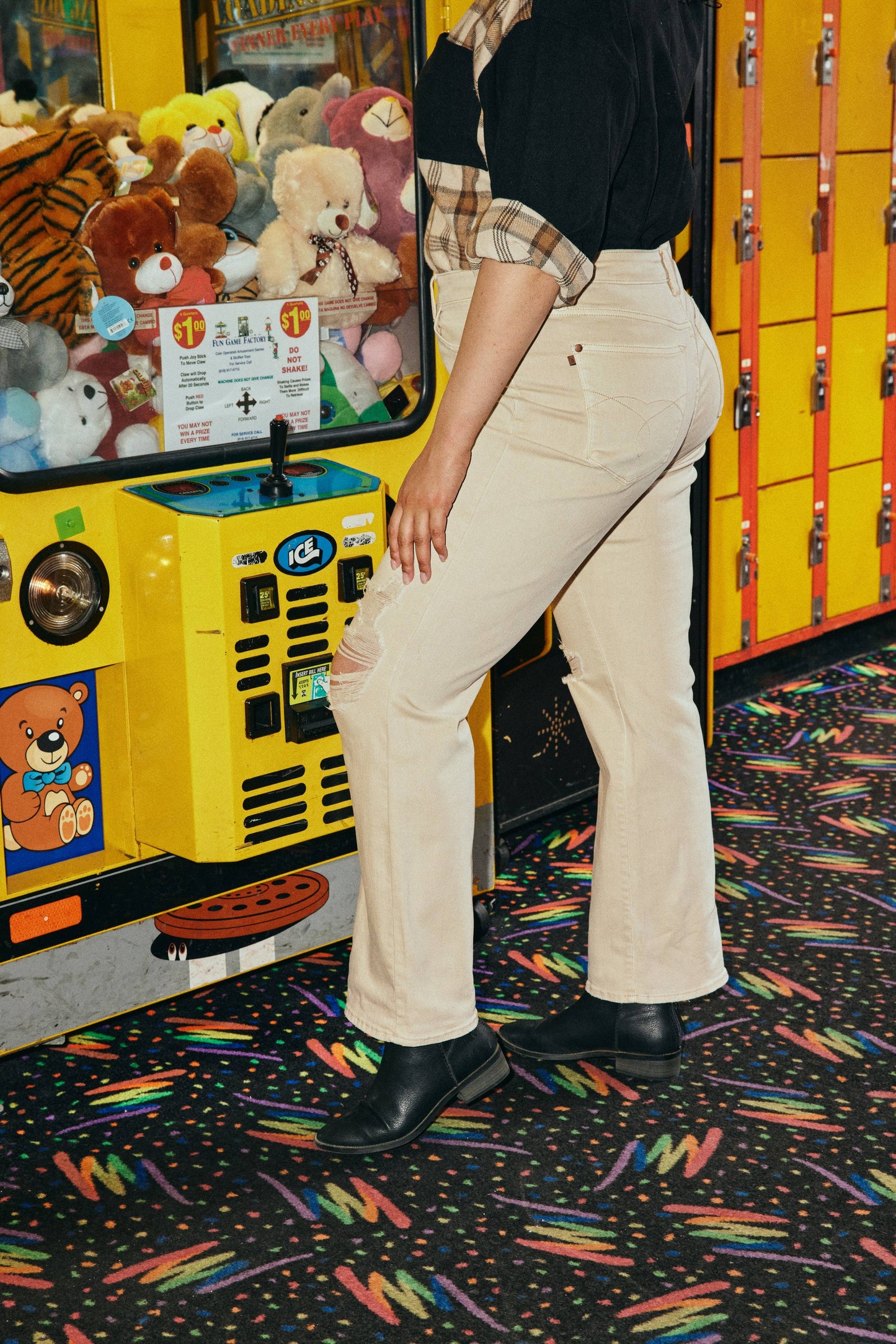 Judy Blue Jeans - HW Garment Dyed Destroy 90's Straight