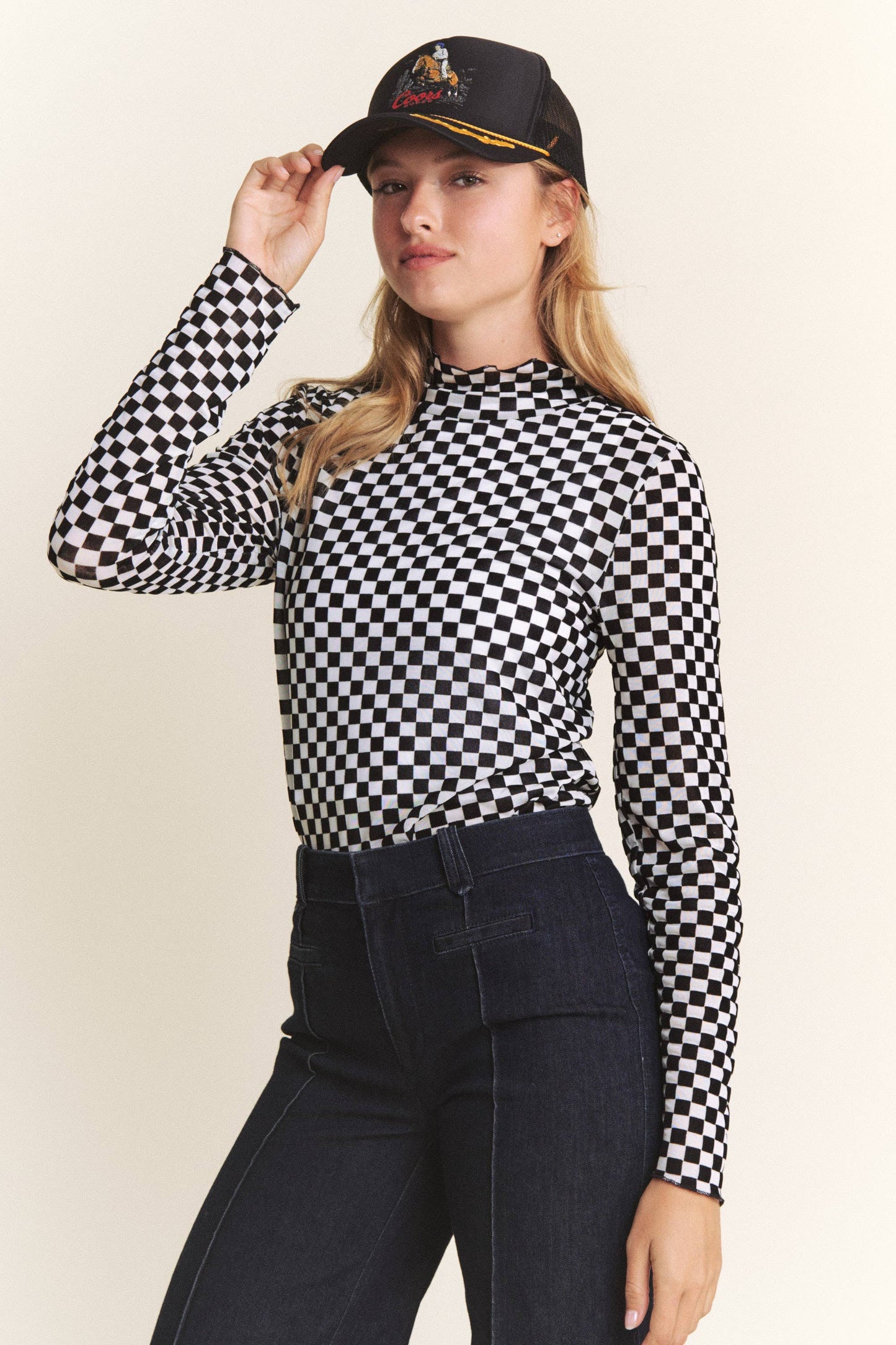 CURVY LONG SLEEVE CHECKERED MESH MOCK NECK TOP