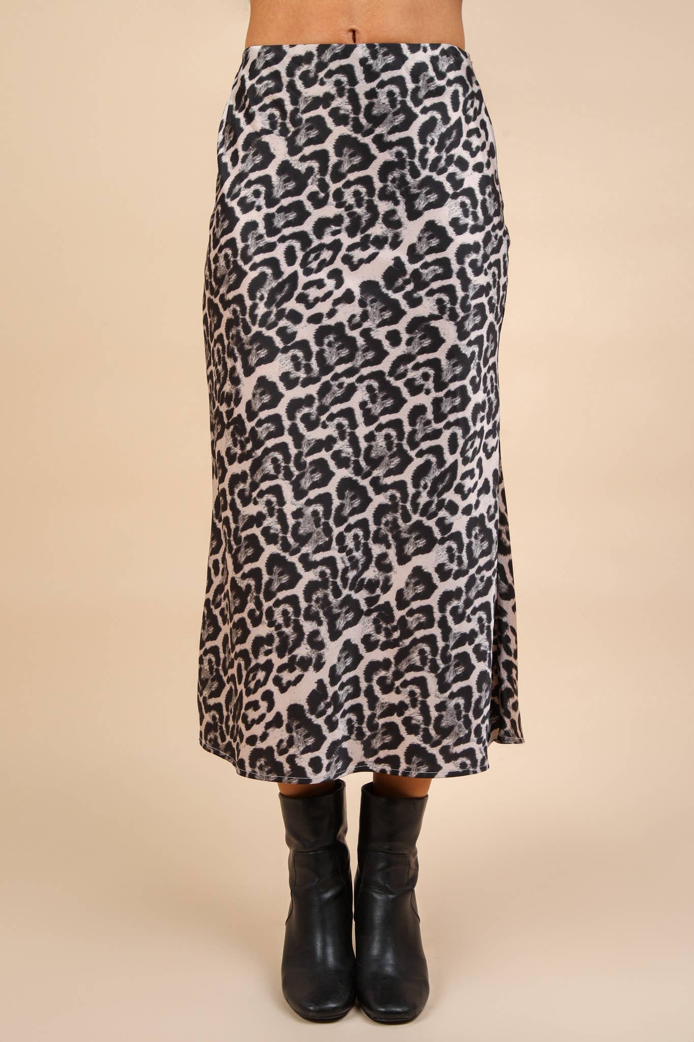 Leopard Printed Bias Cut Midi Skirt: BLACK LEOPARD