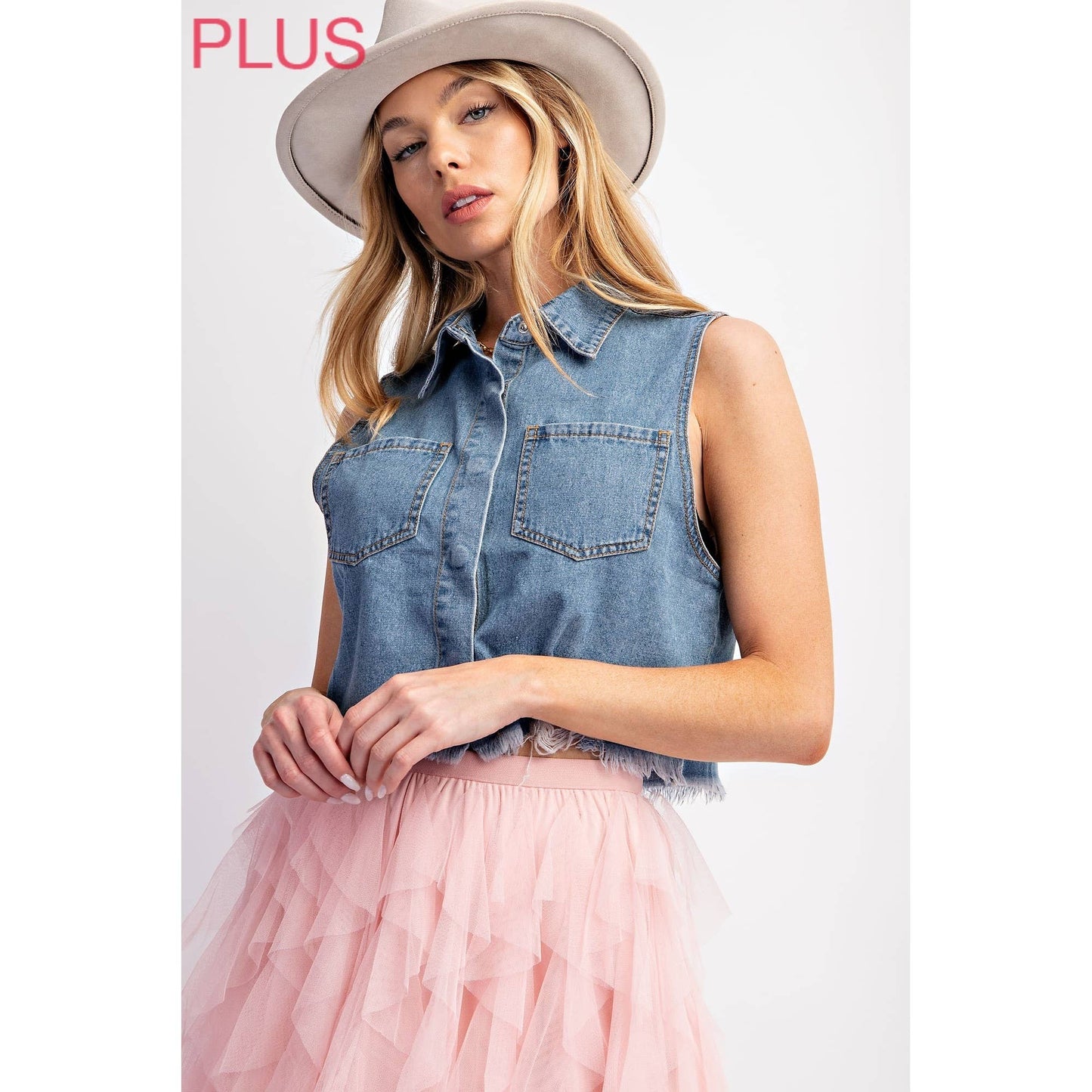 Sweet Generis - CURVY MEDIUM DENIM WASHED CROP VEST