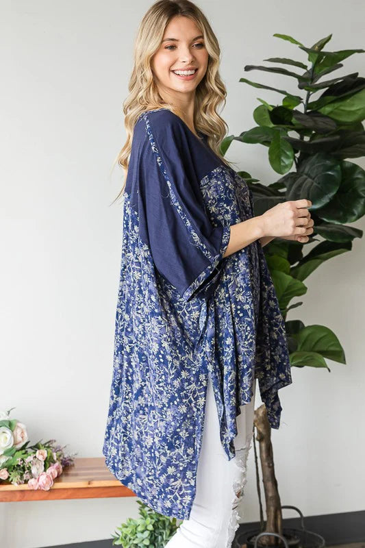 O&I NAVY CONTRAST YOKE PRINTED SHORT SLEEVE OVERSIZED TOP