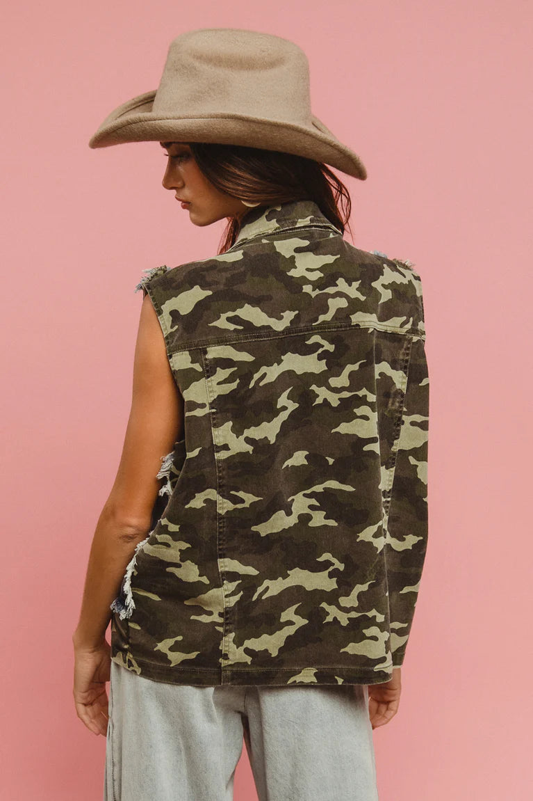 BIBI CAMOUFLAGE MIX AND MATCH WASHED SLEEVELESS DENIM JACKET