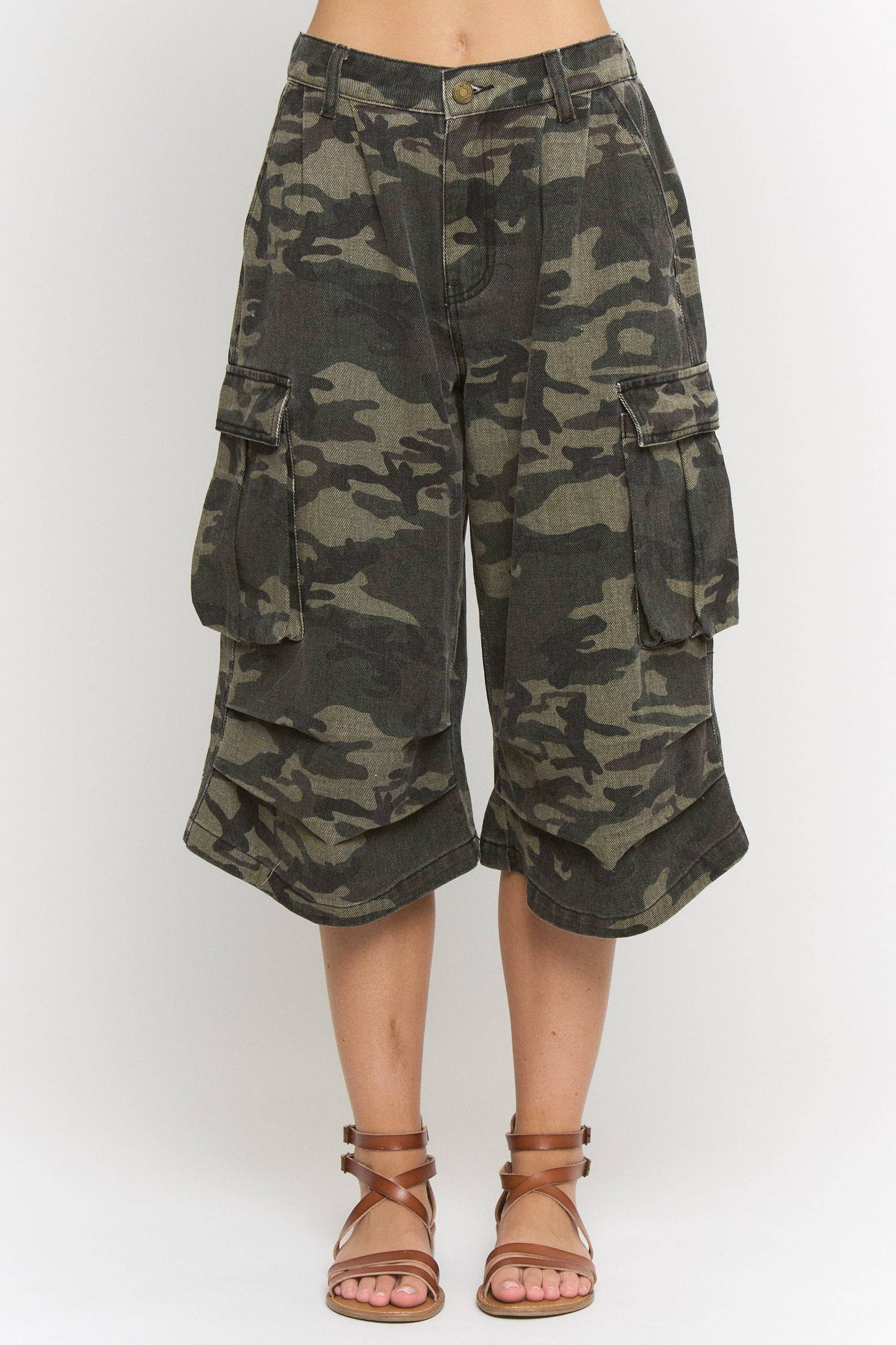 JADE BY JANE - PLUS SIZE CAMO CARGO MIDI PANTS