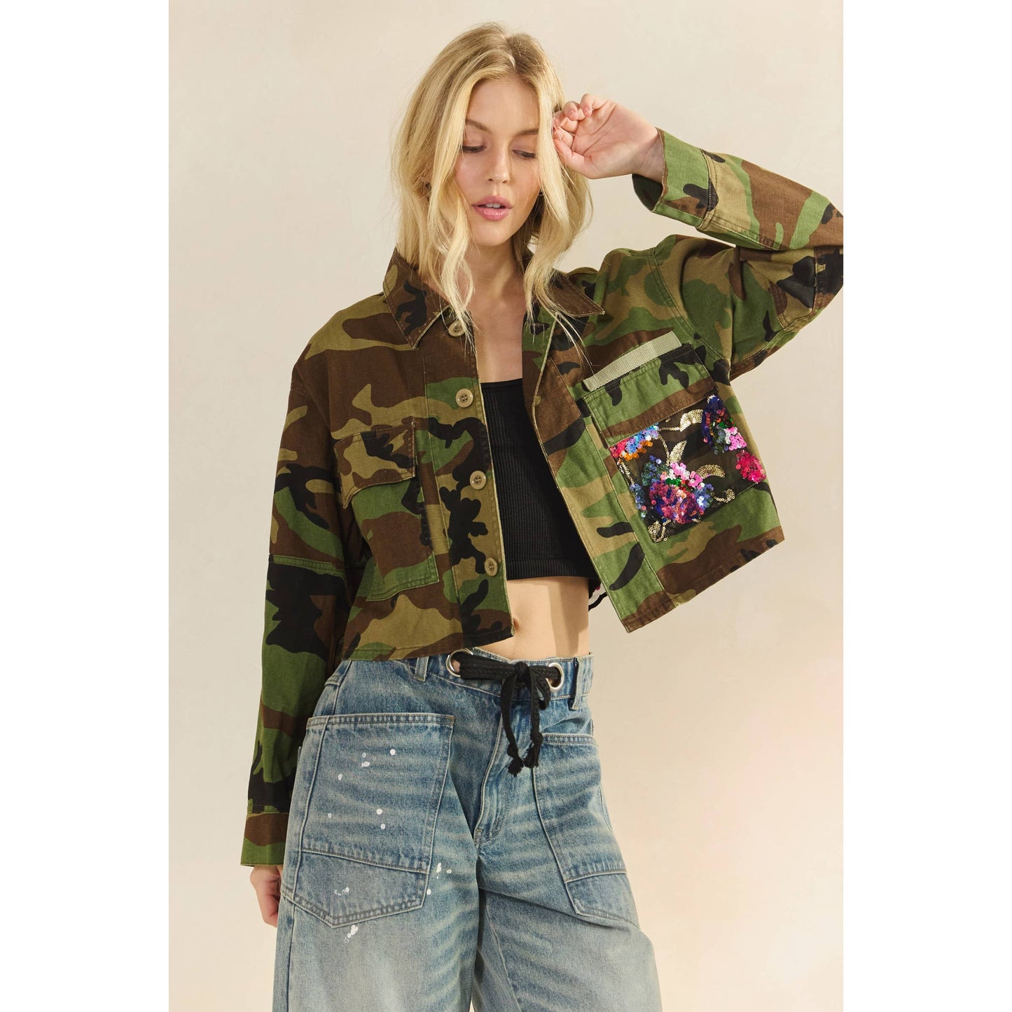 Veveret - Camo Sequins Contrast Jacket