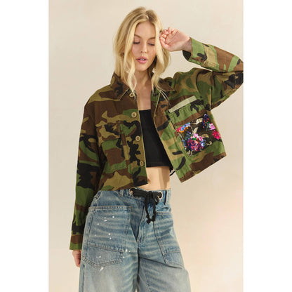 Veveret - Camo Sequins Contrast Jacket