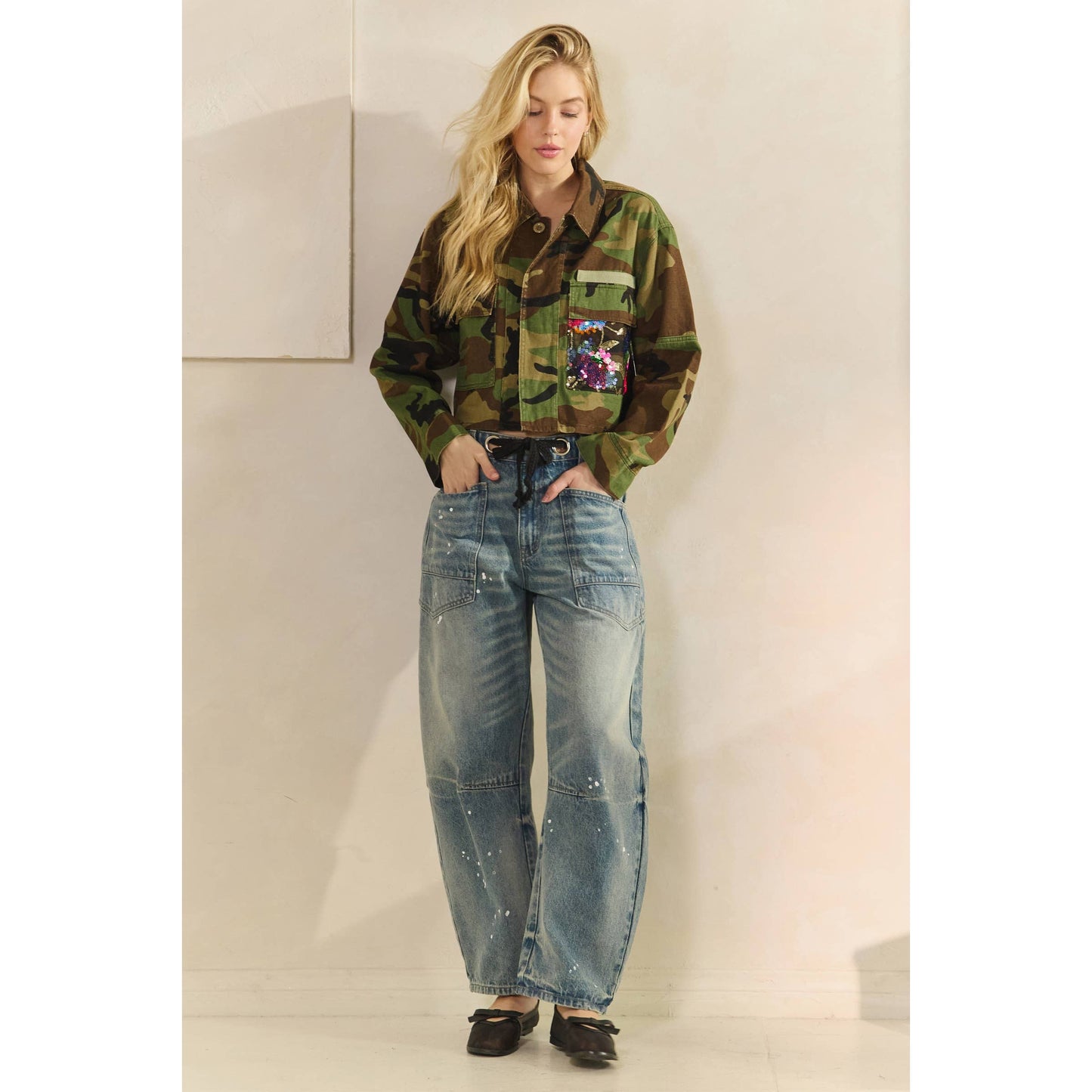 Veveret - Camo Sequins Contrast Jacket