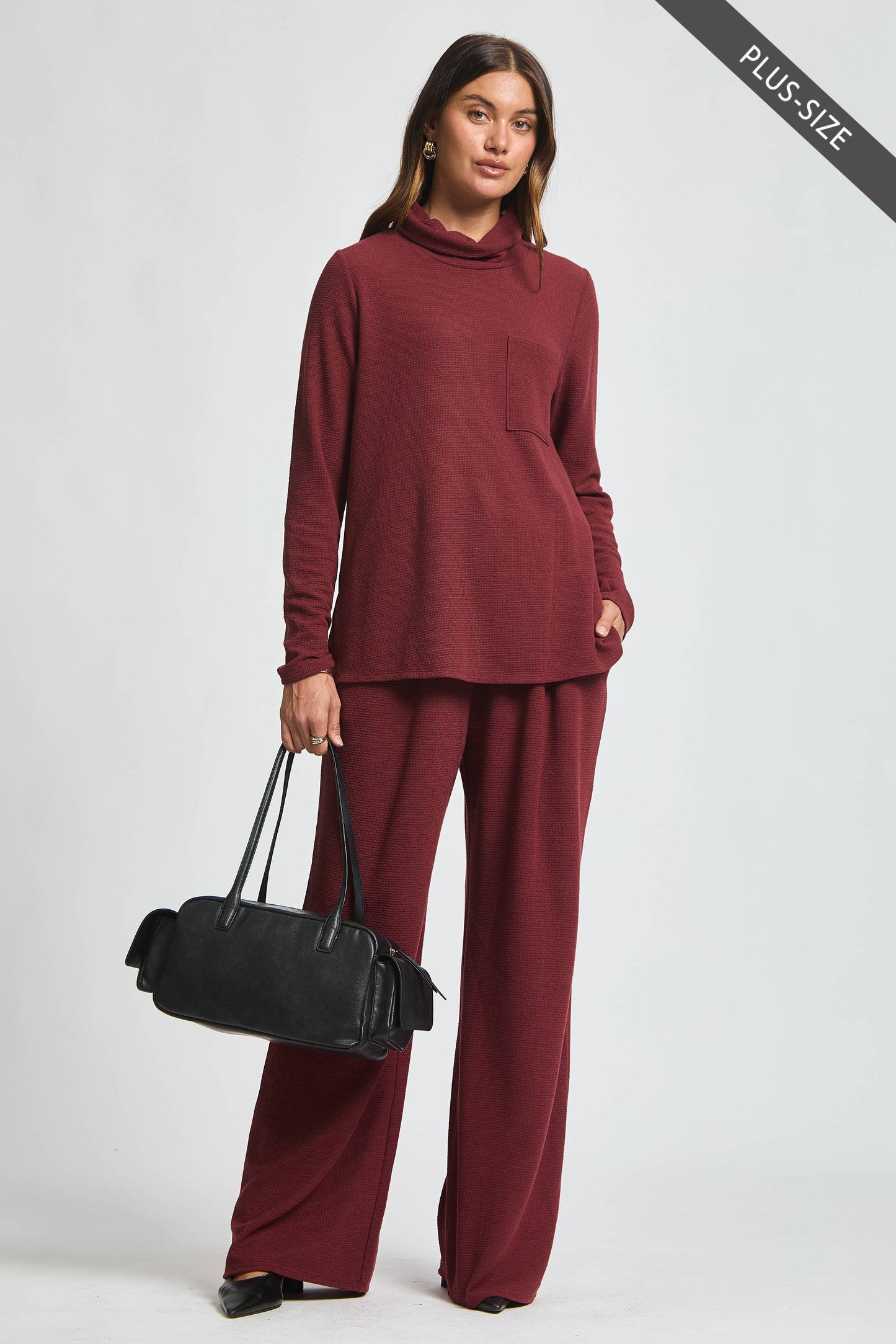 The Curvy Wine 3-Piece Cozy Lounge Set