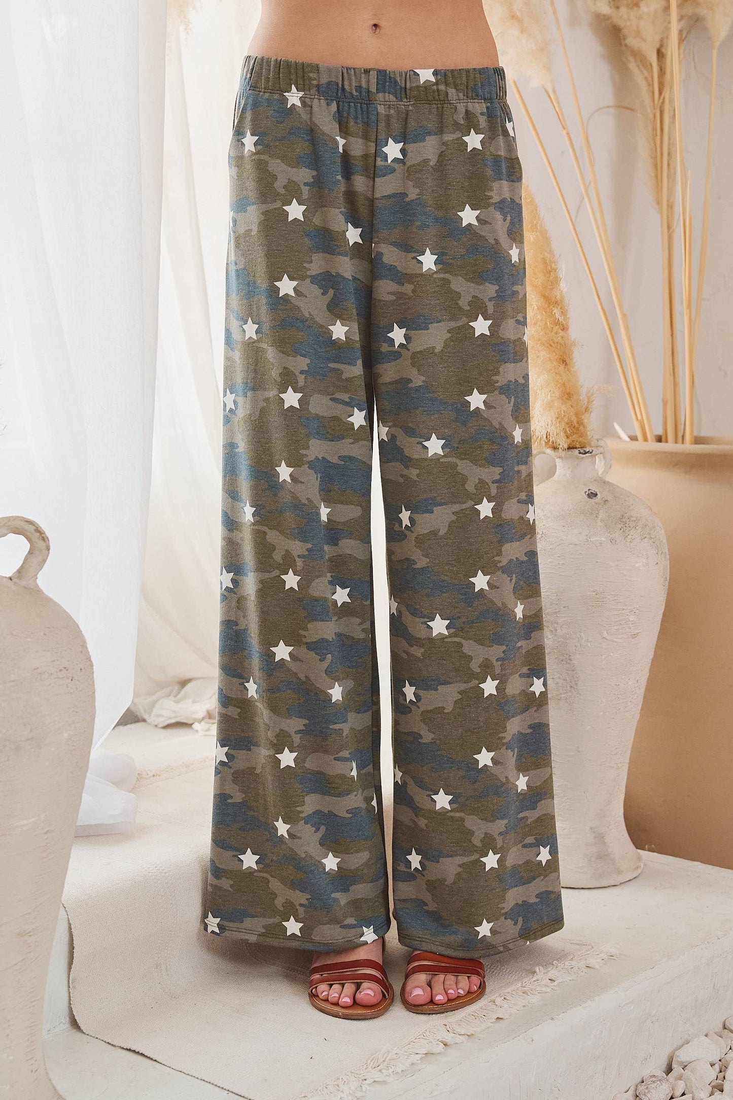 JADE BY JANE -STAR CAMO WIDE LEG PANTS