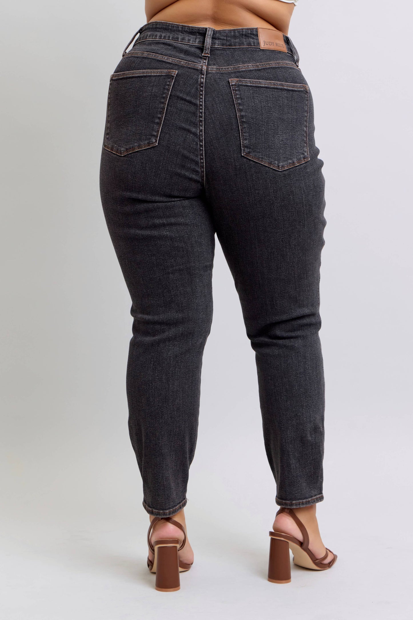 Judy Blue Jeans - Mid Rise Tummy Control Slim 29"