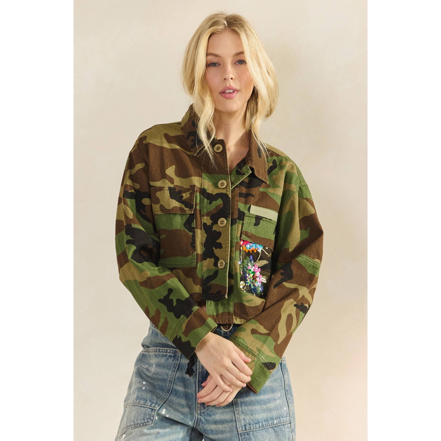 Veveret - Camo Sequins Contrast Jacket