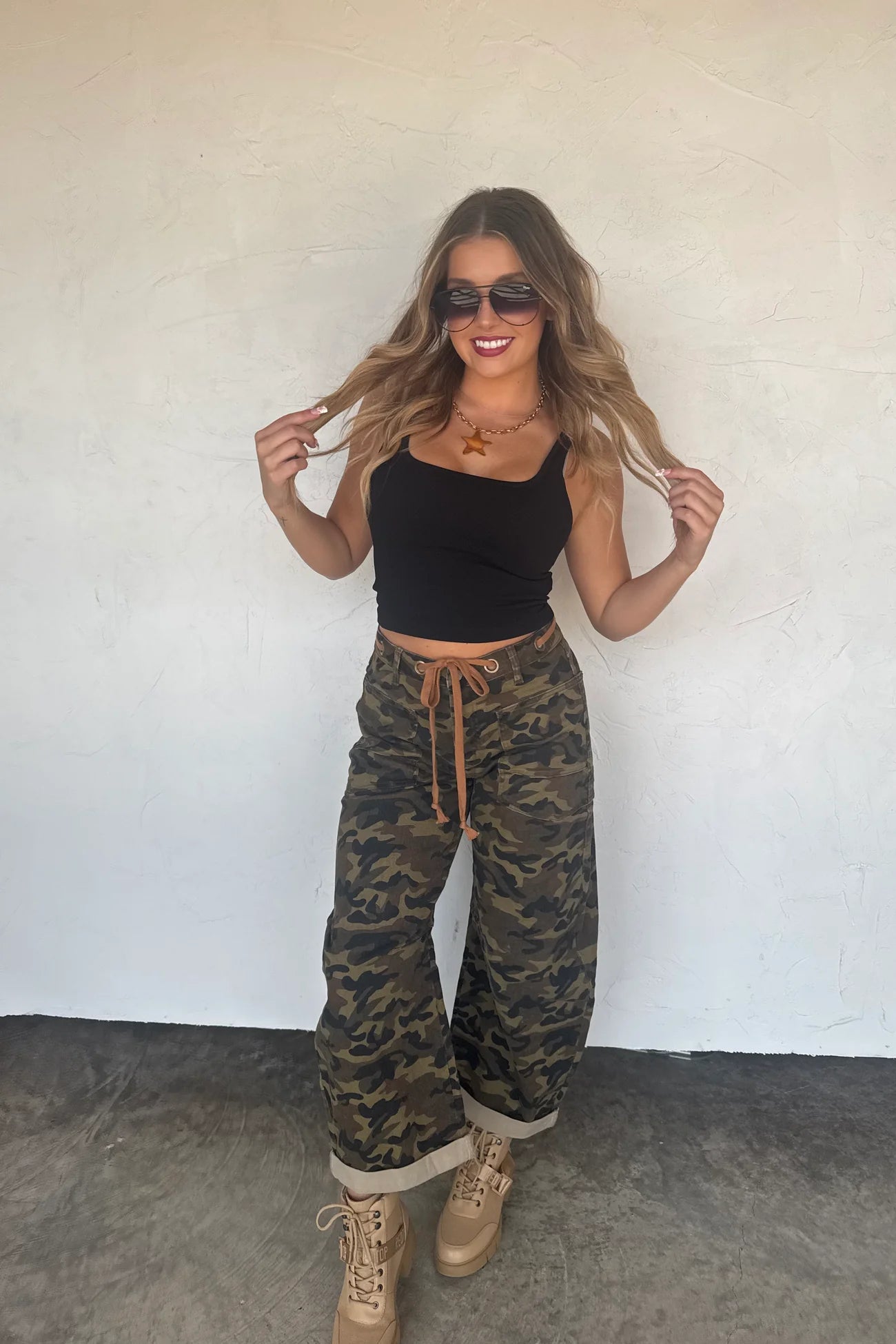 BROGAN CAMO BARREL JEANS