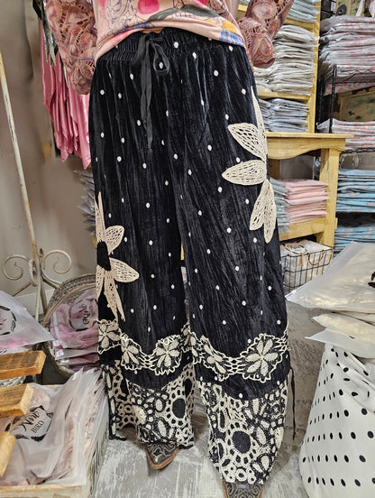 CROCHET FLOWERS AND VELVET PANTALOONS