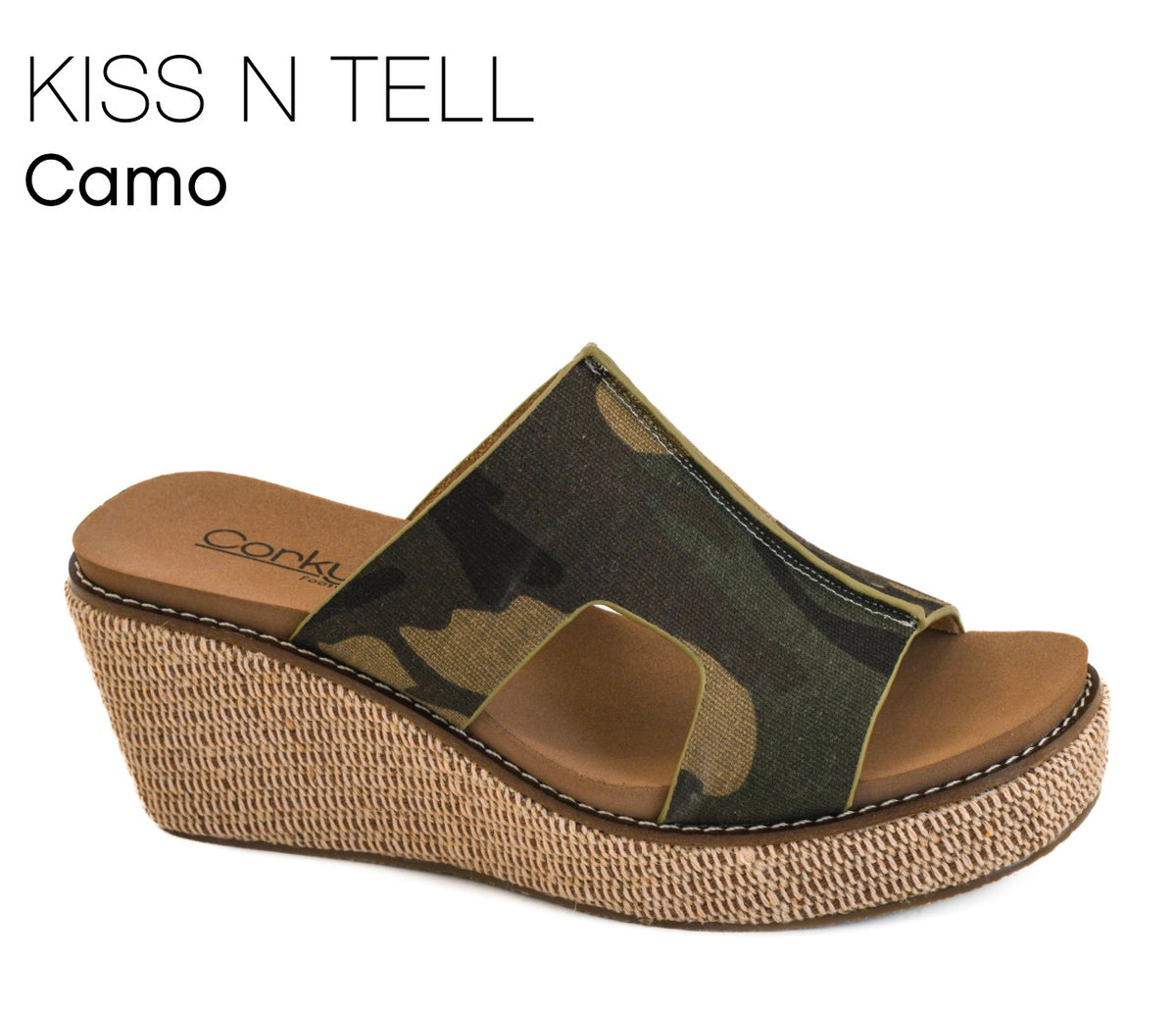 Kiss N Tell Camo Weege
