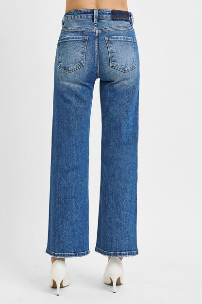 Curvy MEDIUM HIGH-RISE ANKLE STRAIGHT RELAXED JEANS