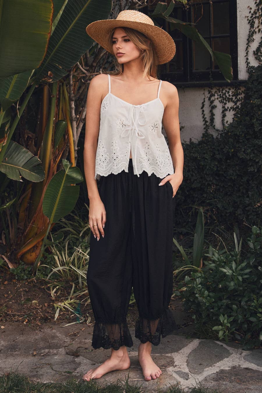 Black-The Lace Trim Relaxed Bloomer Pants