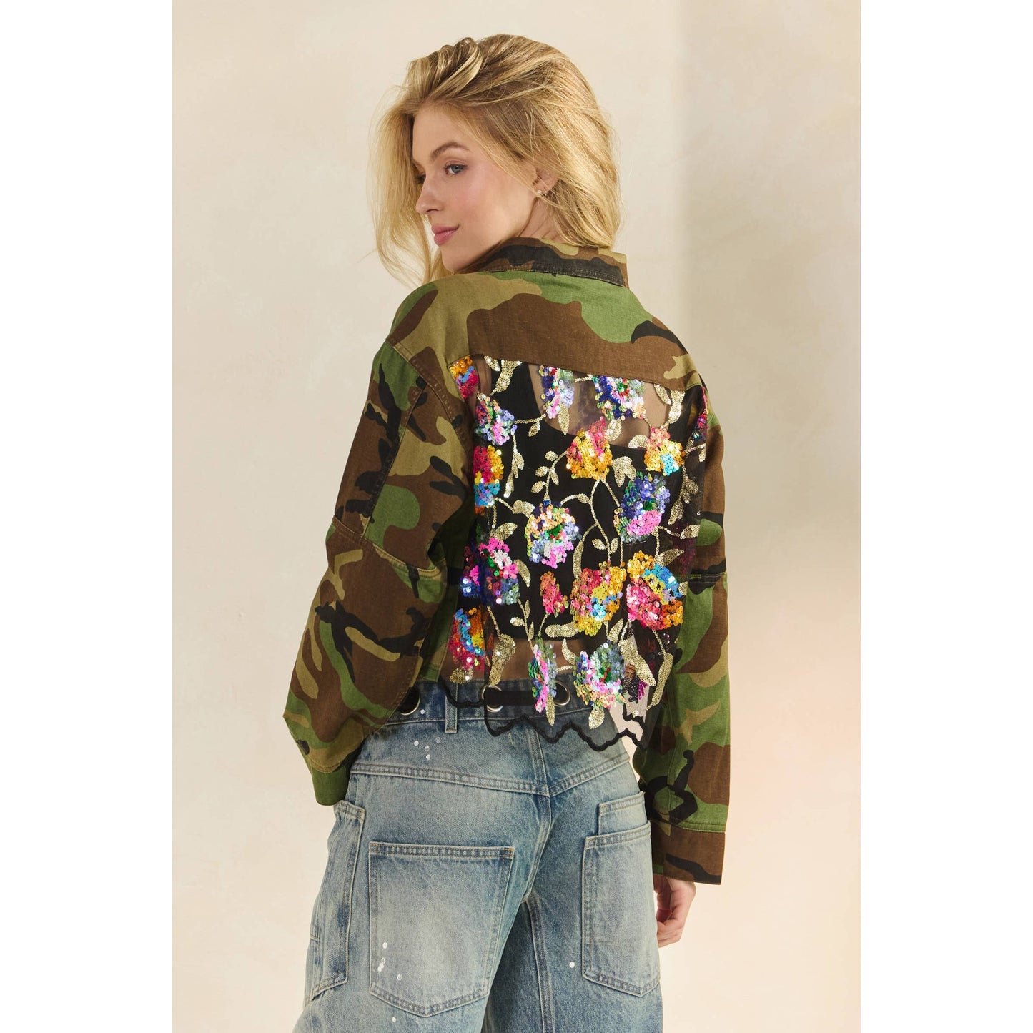 Veveret - Camo Sequins Contrast Jacket