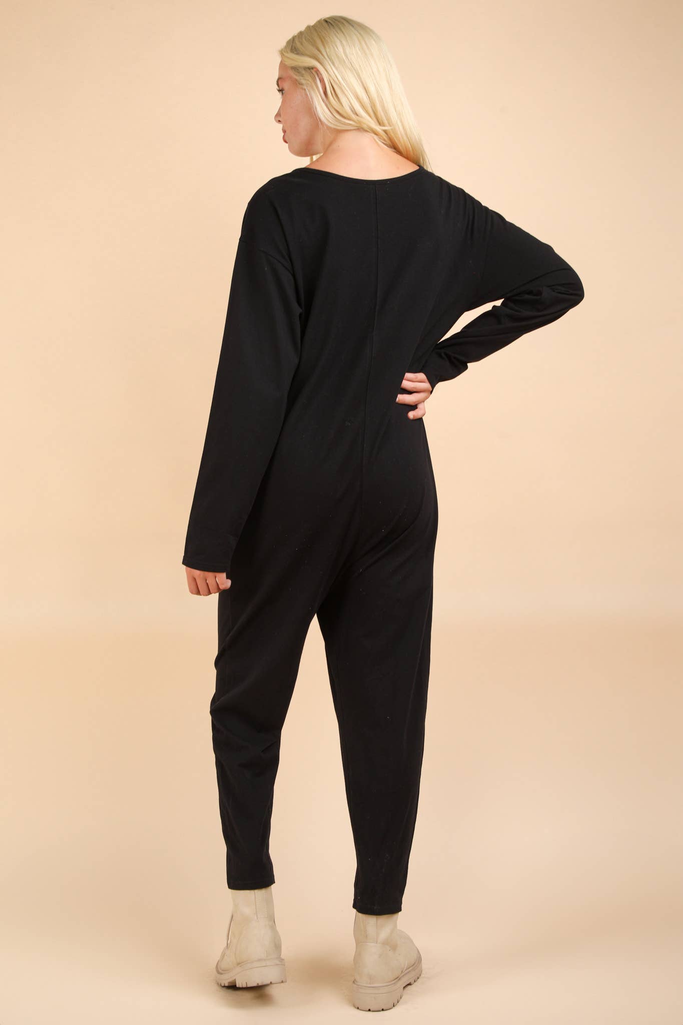 Black- Curvy Solid Knit Baggy Comfy Jumpsuit