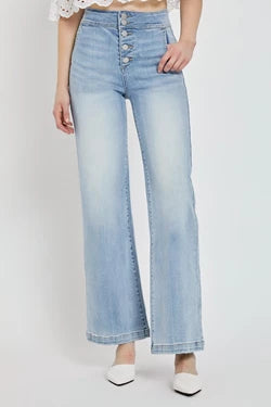 Curvy HIGH RISE WIDE LEG BUTTON UP JEANS
